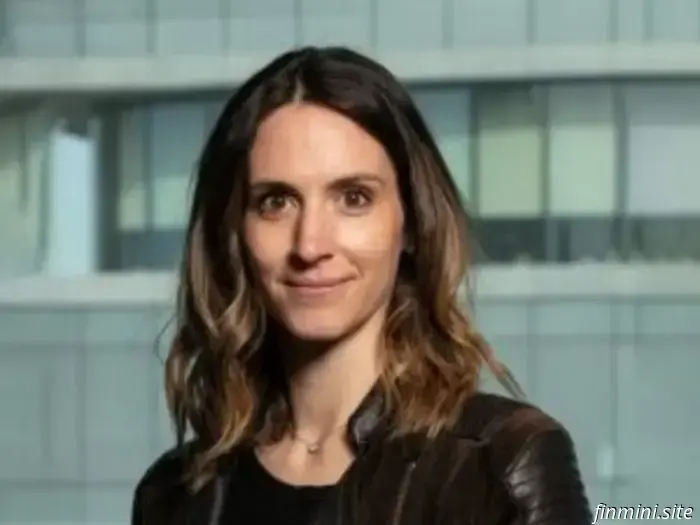 #628: The Financial Challenges Faced by Kind Individuals, featuring Dr. Sandra Matz, Professor at Columbia Business School